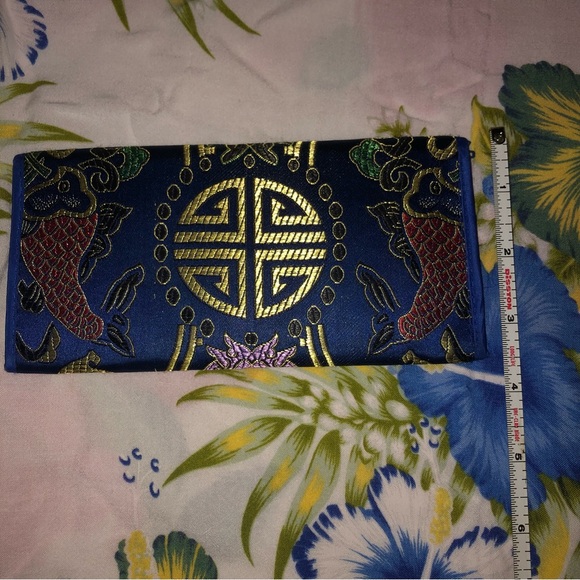 Wallet with lots of pockets - Picture 2 of 6